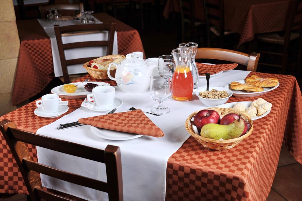 Locanda Rurale Santa Marta 아볼라 외부 사진